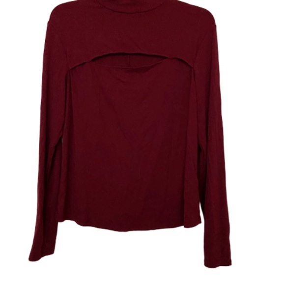 Forever 21 Ribbed Turtleneck Top - Picture 2 of 3